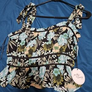 Floral Women's Top - Black and Green